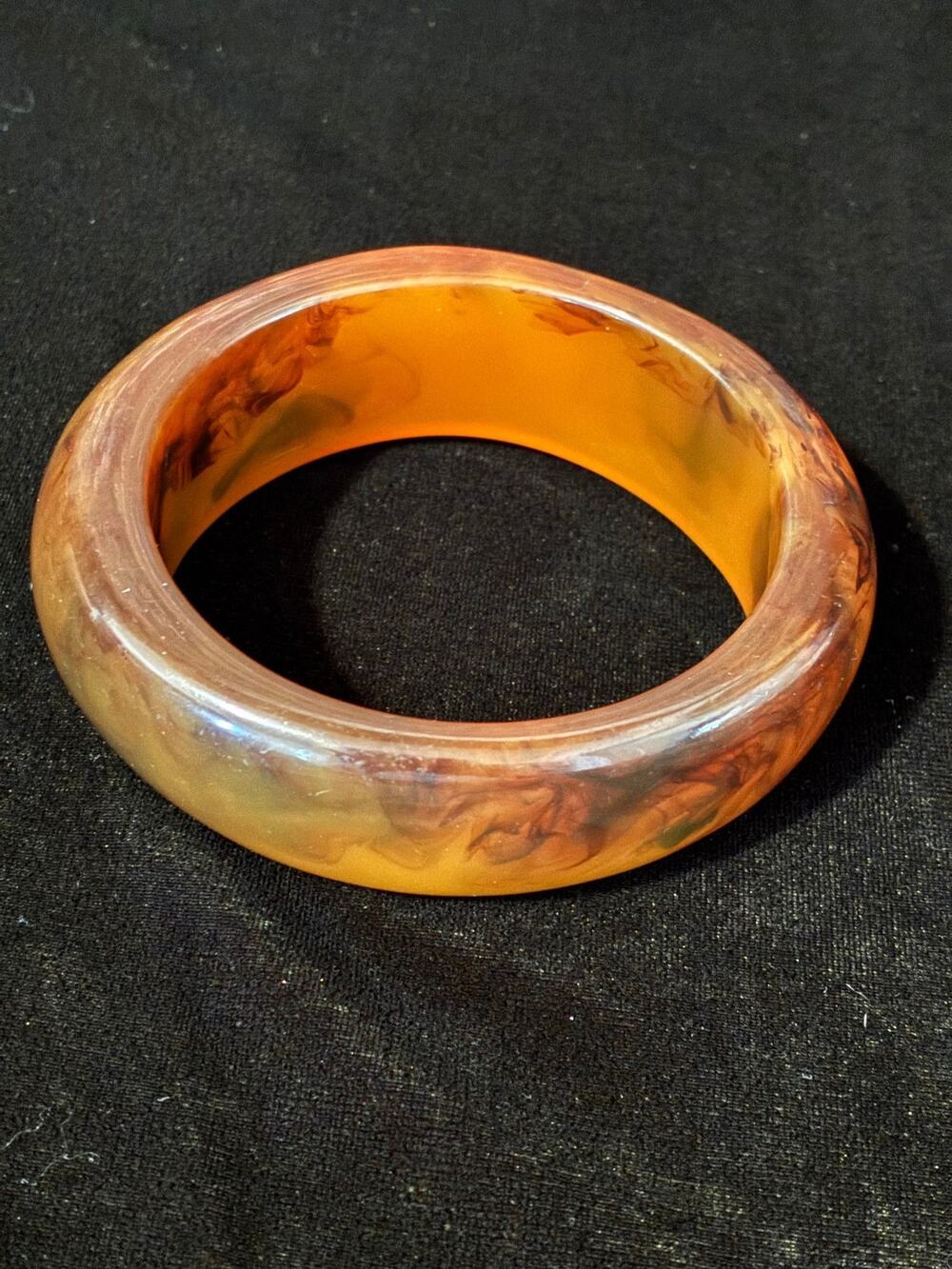 Vintage Root Beer Bakelite Bangle 🤎